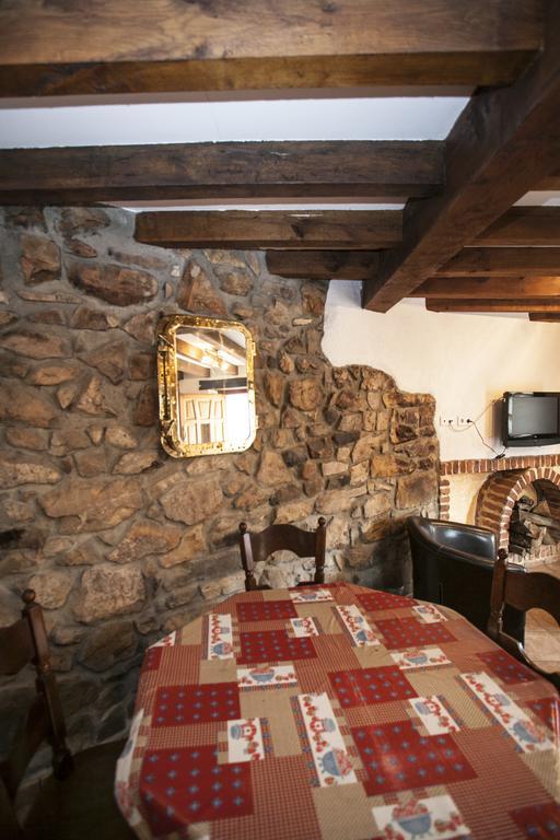 Gasthaus El Cabanon De Pimiango Exterior foto